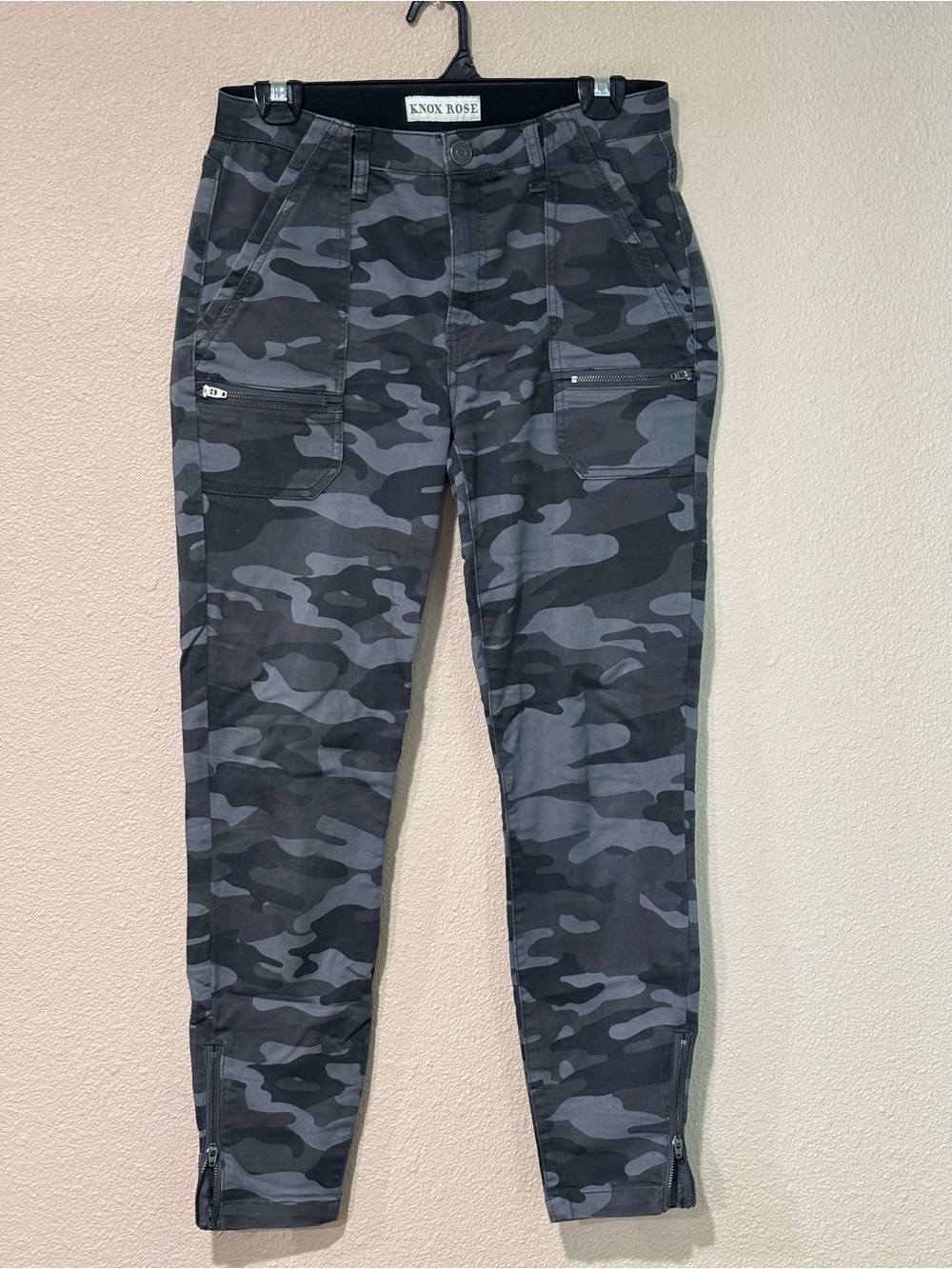 Knox Rose Black & Gray Camo Jogger Pants